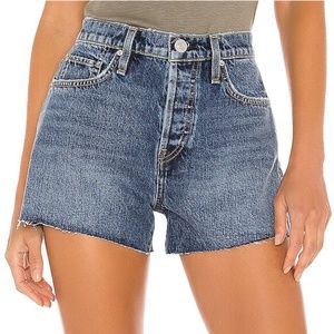 Hudson Cara Classic Jean Short in Bite, Size 27